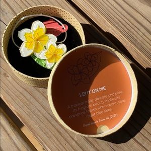 Flower retro vintage erstwilder brooch